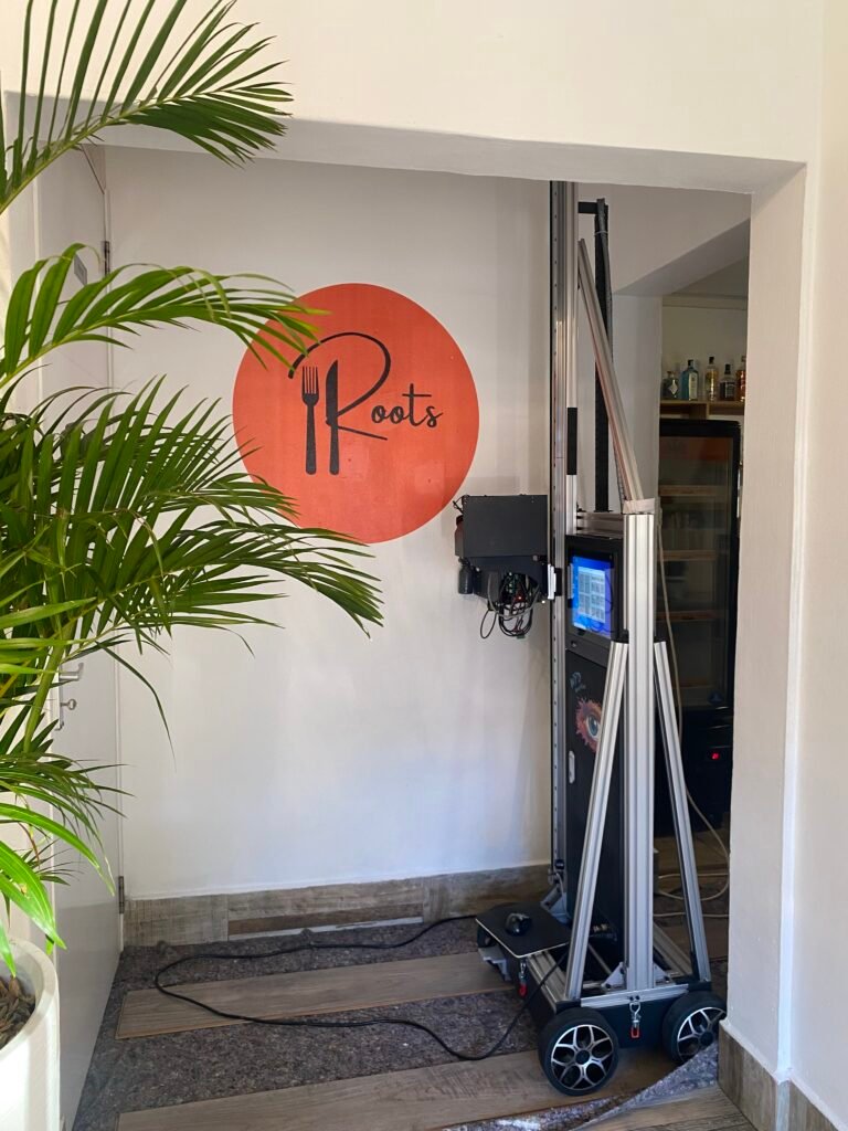Roots, restaurant, logo, identité